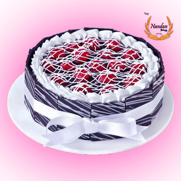 Chocolate Cream Cake Half kg - Buy, Send & Order Online Delivery In India -  Cake2homes